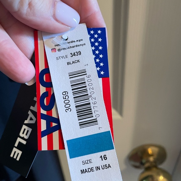 Gorgeous R&M Richard’s navy shiny dress in 16. Worn once. - Picture 3 of 4